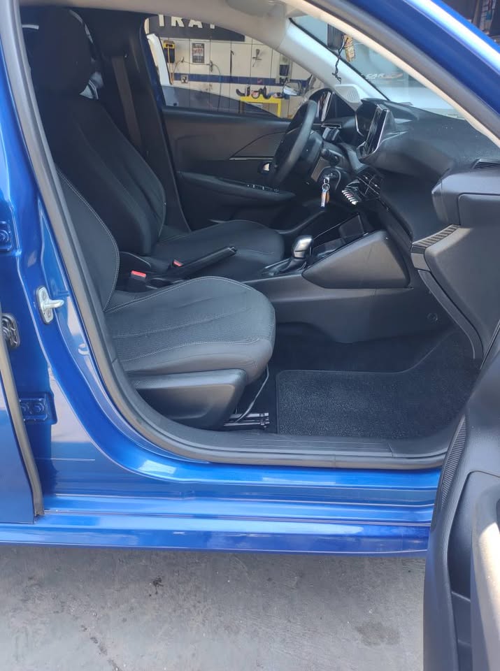 PEUGEOT 208 ACTIVE 1.6 AUTOMÁTICO 2022