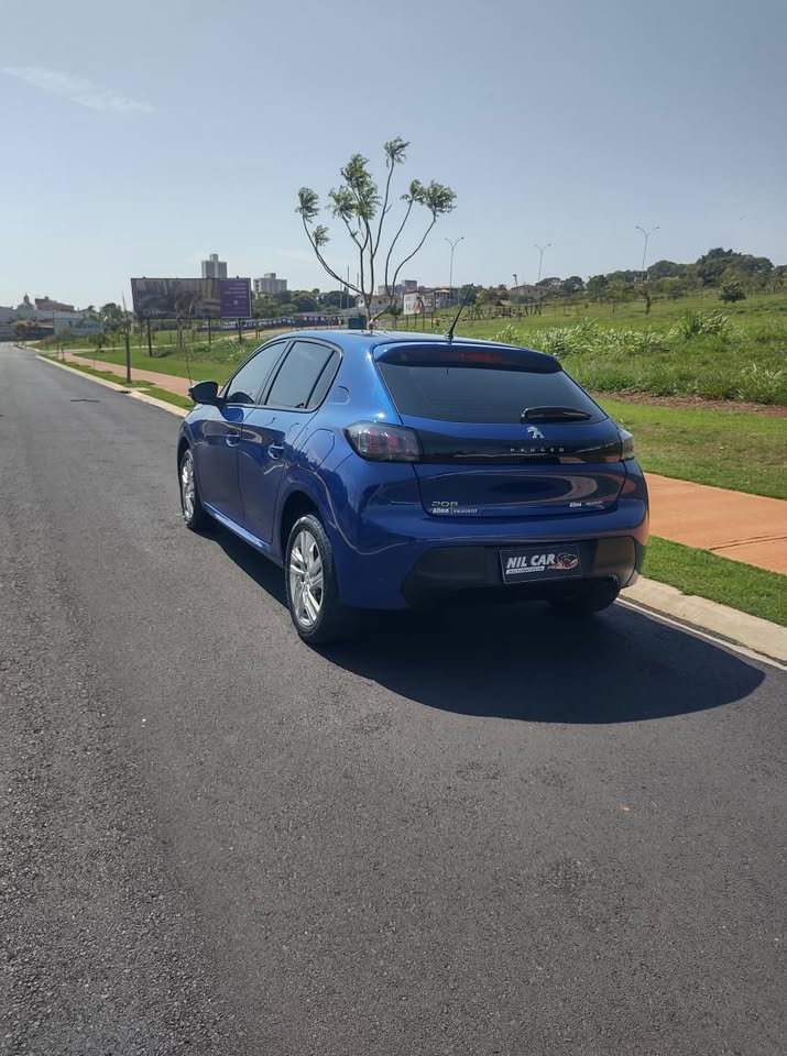 PEUGEOT 208 ACTIVE 1.6 AUTOMÁTICO 2022