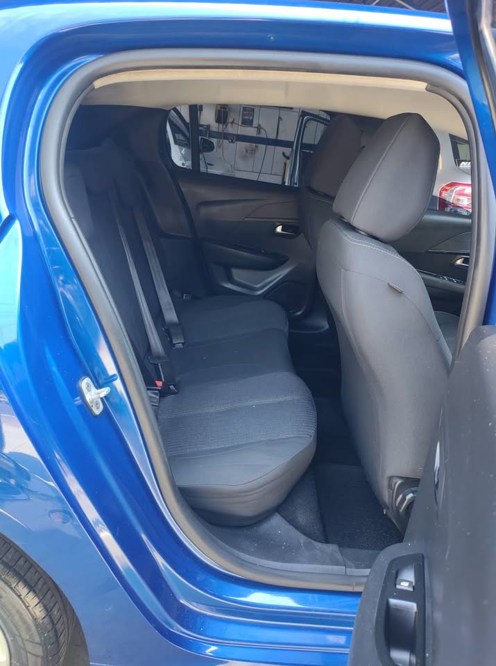 PEUGEOT 208 ACTIVE 1.6 AUTOMÁTICO 2022
