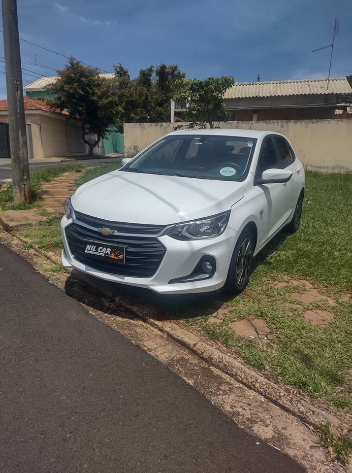 ONIX LT TURBO 1.0
