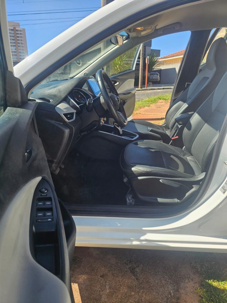 CHEVROLET ONIX HATCH PREMIER 2025 AUTOMÁTICO