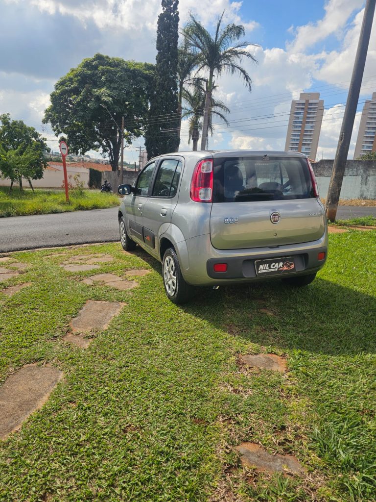 FIAT UNO VIVACE 2011