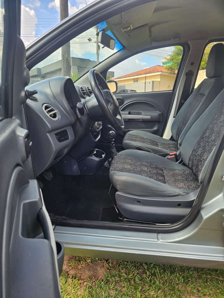 FIAT UNO VIVACE 2011
