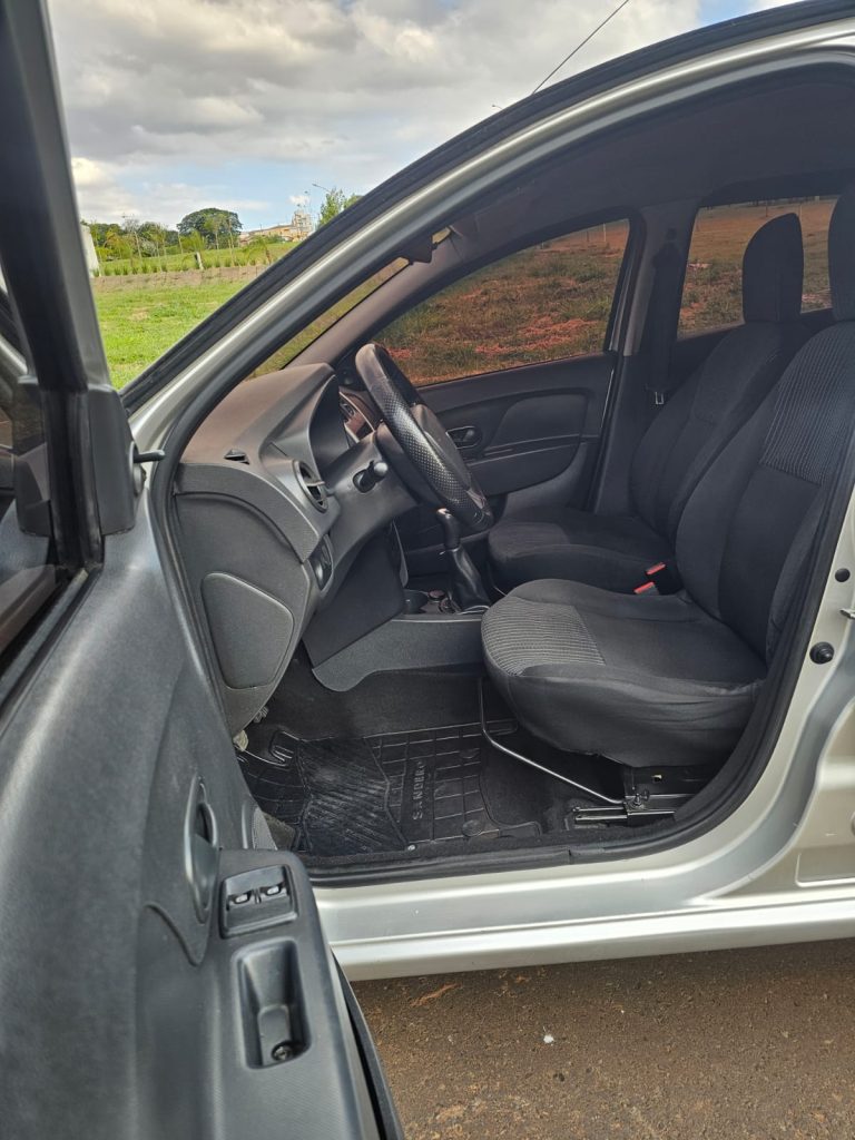 RENAULT SANDERO 1.0 Auth 2017
